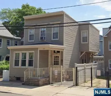 205 Lake St, Newark, NJ 07104