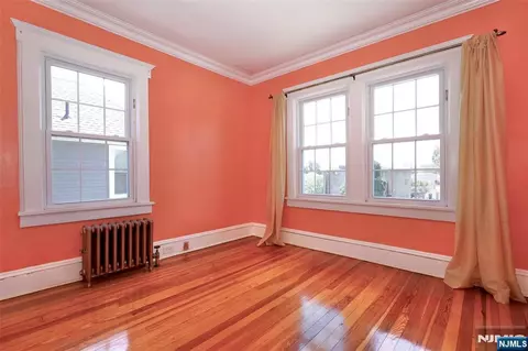 Bedroom - 233 Hamilton Pl, Hackensack, NJ 07601 photo 3 of 6