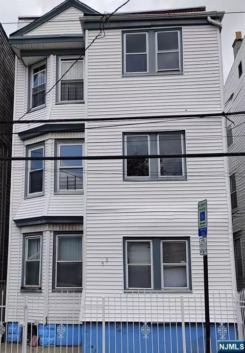 333 S 19th St, Newark, NJ 07103