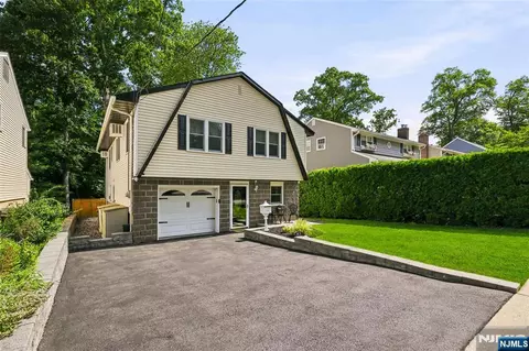 Exterior - 83 Moore Ave, Waldwick, NJ 07463 photo 2 of 12