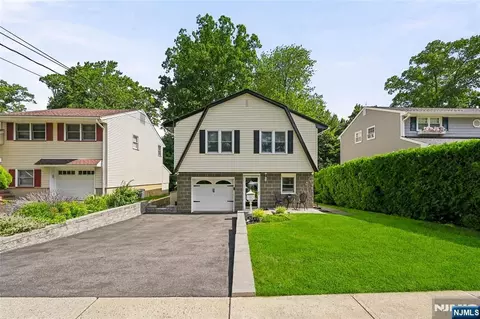 83 Moore Ave, Waldwick, NJ 07463 photo 1