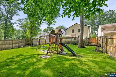Exterior - 83 Moore Ave, Waldwick, NJ 07463 photo 11 of 12