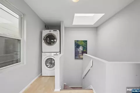 Entry Way - 925 Main St #10, Hackensack, NJ 07601 photo 3 of 4