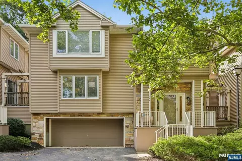 164 Clarken Dr, West Orange, NJ 07052