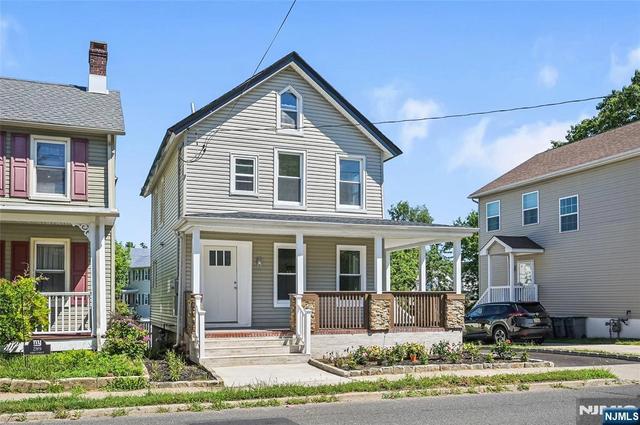 293 1st St, Keyport, NJ 07735