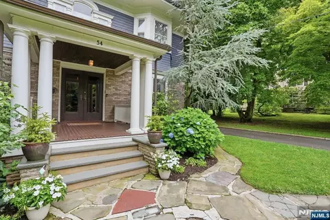 54 Myrtle Ave, Montclair, NJ 07042