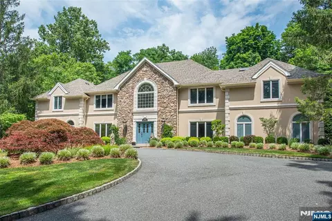 238 E Saddle River Rd, Saddle River, NJ 07458