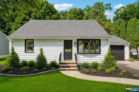 509 Ramapo Valley Rd, Oakland, NJ 07436