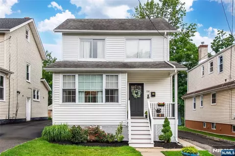 210 Jacoby St, Maplewood, NJ 07040
