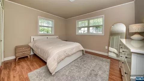 Bedroom - 28 Ferndale Rd, Wayne, NJ 07470 photo 4 of 9