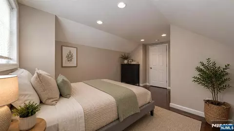 Bedroom - 28 Ferndale Rd, Wayne, NJ 07470 photo 9 of 9