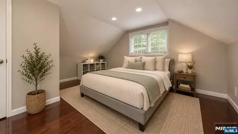 Bedroom - 28 Ferndale Rd, Wayne, NJ 07470 photo 7 of 9