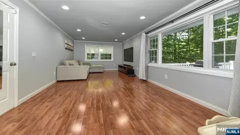 Living - 28 Ferndale Rd, Wayne, NJ 07470 photo 2 of 2