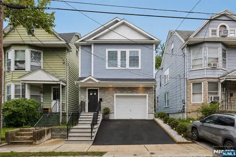 7 Terrace Pl, Belleville, NJ 07109