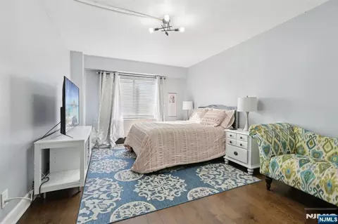 Bedroom - 150 Overlook Ave #7F, Hackensack, NJ 07601 photo 1 of 5