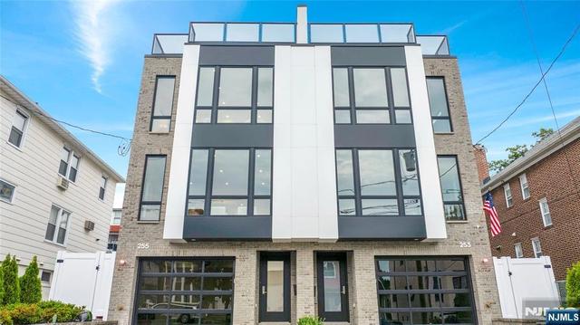 255 Morningside Ave, Cliffside Park, NJ 07010