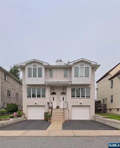 18 Short St, Fort Lee, NJ 07024