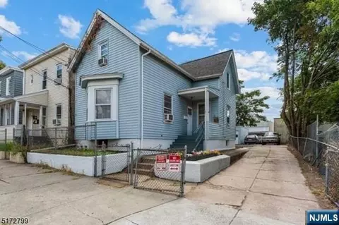 141 Kearney St, Paterson, NJ 07522
