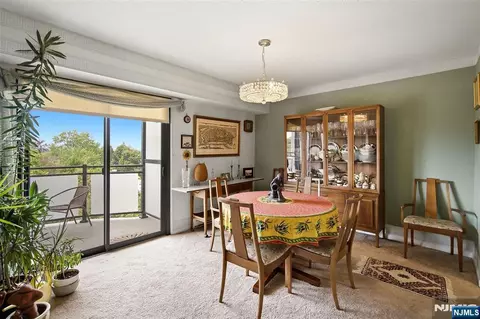 Dining - 125 Prospect Ave #8C, Hackensack, NJ 07601 photo 1 of 2