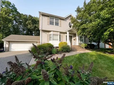 Exterior - 41 Circle Dr, Paramus, NJ 07652 photo 3 of 3