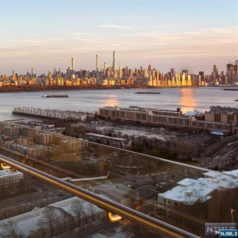 320 Adolphus Ave #803, Cliffside Park, NJ 07010
