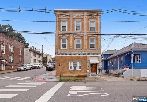 83 Westminster Pl, Garfield, NJ 07026