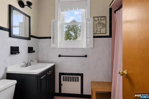 Bath - 12 Boyd St, Lodi, NJ 07644 photo 1 of 2
