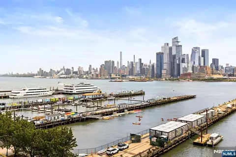 1125 Maxwell Ln #734, Hoboken, NJ 07030