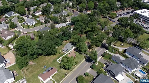 38 W Ridgewood Ave # B, Paramus, NJ 07652 photo 14