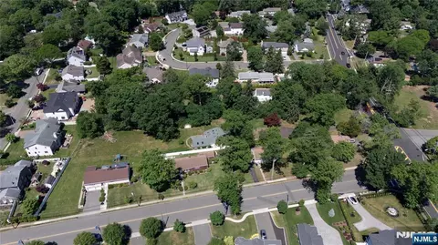 38 W Ridgewood Ave # B, Paramus, NJ 07652 photo 15