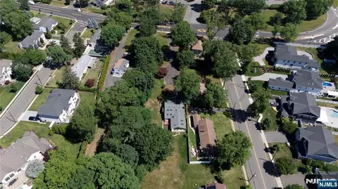38 W Ridgewood Ave # B, Paramus, NJ 07652 photo 6