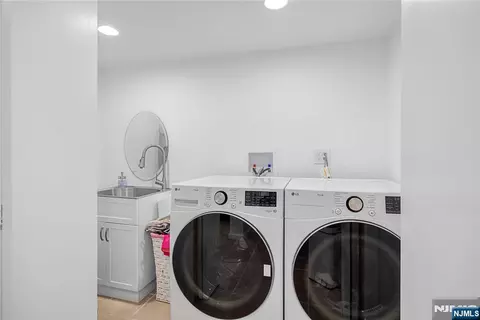 Other - 182 Coombs Dr, Paramus, NJ 07652 photo 7 of 9