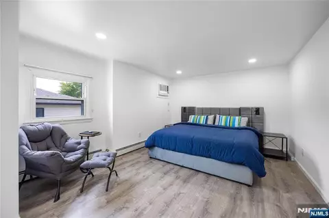 Bedroom - 182 Coombs Dr, Paramus, NJ 07652 photo 3 of 5