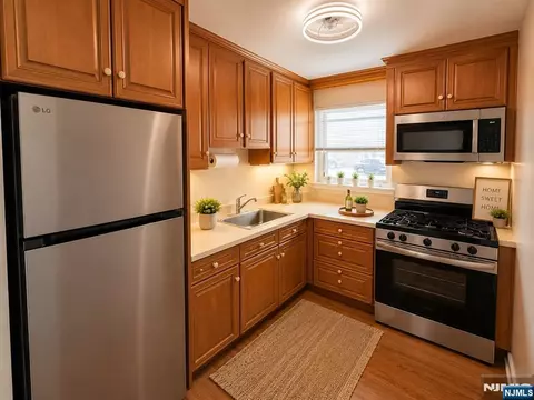 Kitchen - 473 Blanchard Ter #17, Hackensack, NJ 07601 photo 2 of 2