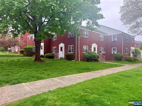 Exterior - 473 Blanchard Ter #17, Hackensack, NJ 07601 photo 2 of 2
