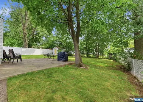 Exterior - 461 Crestwood Ave, Hackensack, NJ 07601 photo 3 of 5
