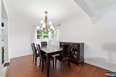Dining - 461 Crestwood Ave, Hackensack, NJ 07601 photo 1 of 2