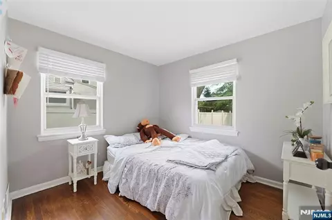 Bedroom - 461 Crestwood Ave, Hackensack, NJ 07601 photo 3 of 10