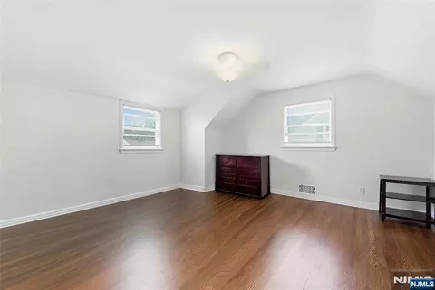 Bedroom - 461 Crestwood Ave, Hackensack, NJ 07601 photo 5 of 10
