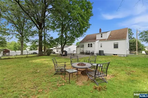 Exterior - 461 Crestwood Ave, Hackensack, NJ 07601 photo 5 of 5