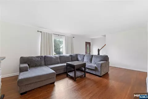 Living - 461 Crestwood Ave, Hackensack, NJ 07601 photo 1 of 1