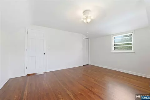 Bedroom - 461 Crestwood Ave, Hackensack, NJ 07601 photo 6 of 10