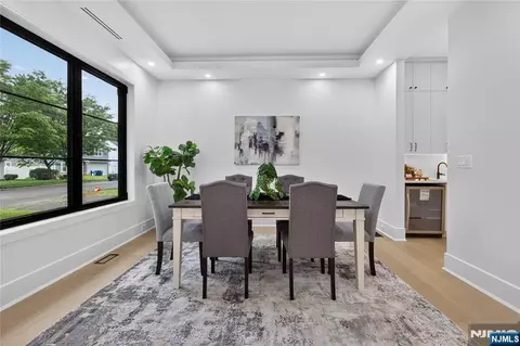 Dining - 395 Hickory Ave, Paramus, NJ 07652 photo 2 of 2