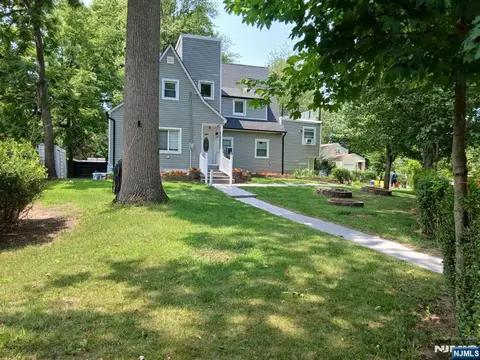 234 Liberty Rd, Teaneck, NJ 07666