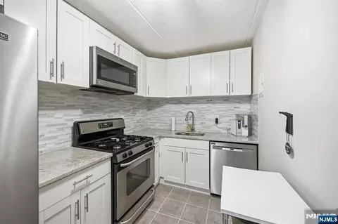 Kitchen - 25 Jefferson St #2F, Hackensack, NJ 07601 photo 2 of 3