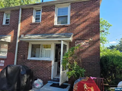 130 Greenbrook #4A, Englewood, NJ 07631