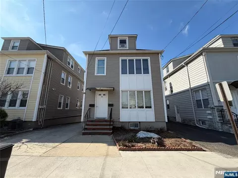48 Stein Ave, Wallington, NJ 07057