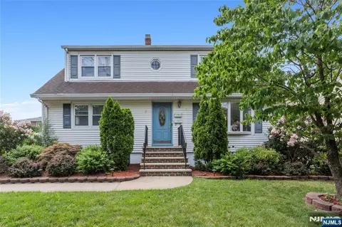 2 Martha Ave, Elmwood Park, NJ 07407