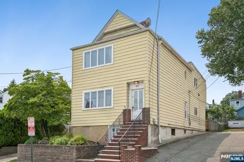 35 Longview St, West Orange, NJ 07052