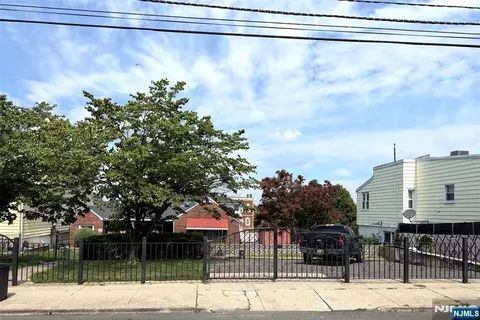 193 Macarthur Ave, Garfield, NJ 07026